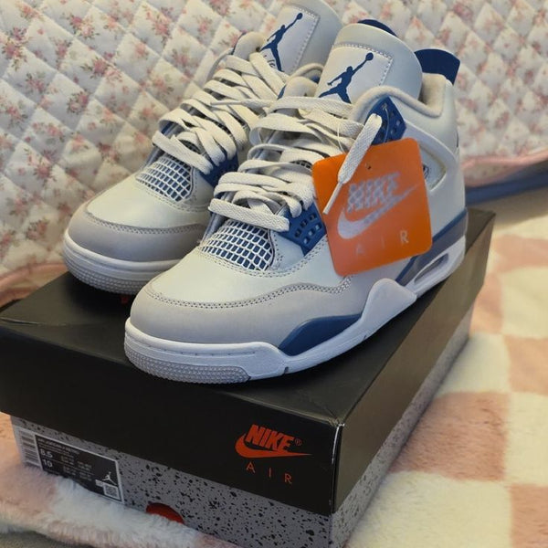Jordan 4