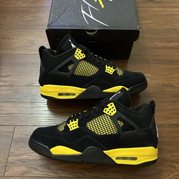 Jordan 4 thunder